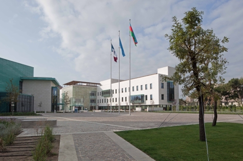 ADA Universitetinin ərazisinin əsaslı Landşaft və Kommunikasiya işlərinin icra olunması