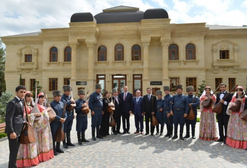 Gədəbəy rayonu “Aşıqlar evi” binasının əsaslı tikintisi